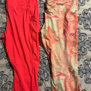 Pair of Women's Active Leggings in Coral, light pink and Marble Print